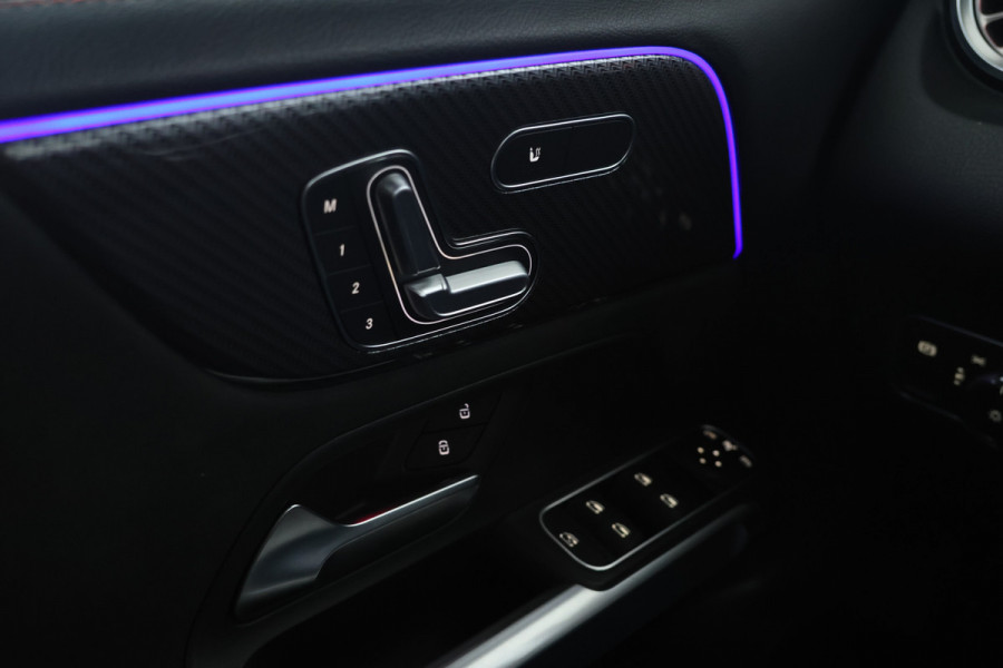 Mercedes-Benz Glb 180 AMG Line 7p. Automaat, 7 Persoons, Navigatie, etc. Mercedes-Benz Glb 180 AMG Line 7p. Automaat, 7 Persoons, Navigatie, etc.