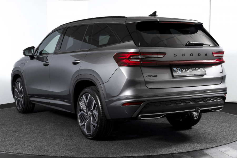 Škoda Kodiaq 1.5 TSI 204 PK PHEV Sportline Business | DCC+ | Elek. Trekhaak | Dig. Cockpit | Adapt Cruise | Memory | Winterpakket | Camera | NAV + App. Connect | ECC | DAB | Elek. Klep | LM 20" | 2947