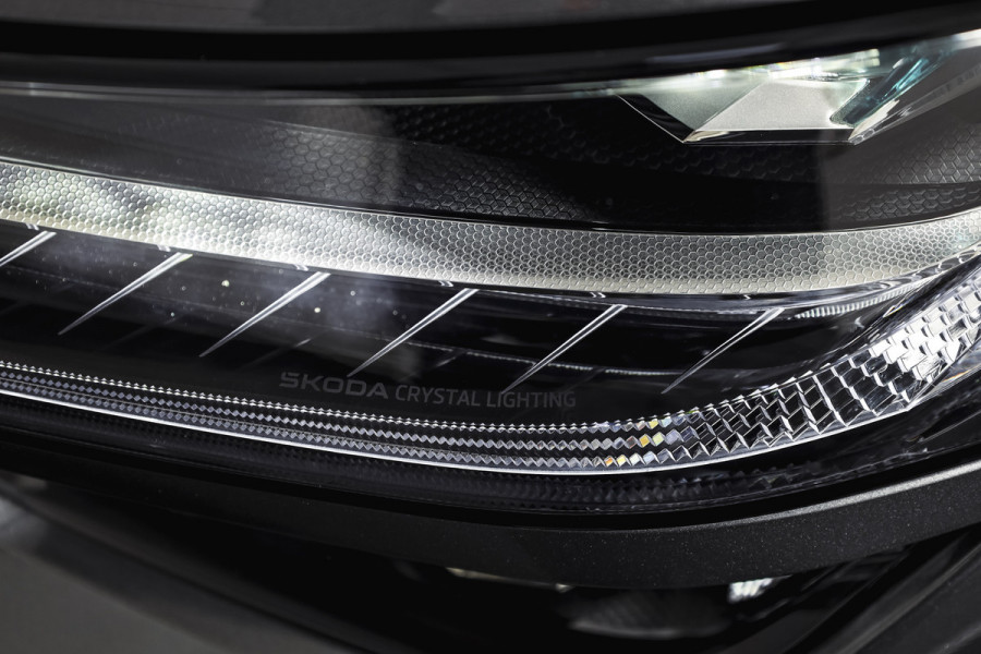 Škoda Kodiaq 1.5 TSI 204 PK PHEV Sportline Business | DCC+ | Elek. Trekhaak | Dig. Cockpit | Adapt Cruise | Memory | Winterpakket | Camera | NAV + App. Connect | ECC | DAB | Elek. Klep | LM 20" | 2947