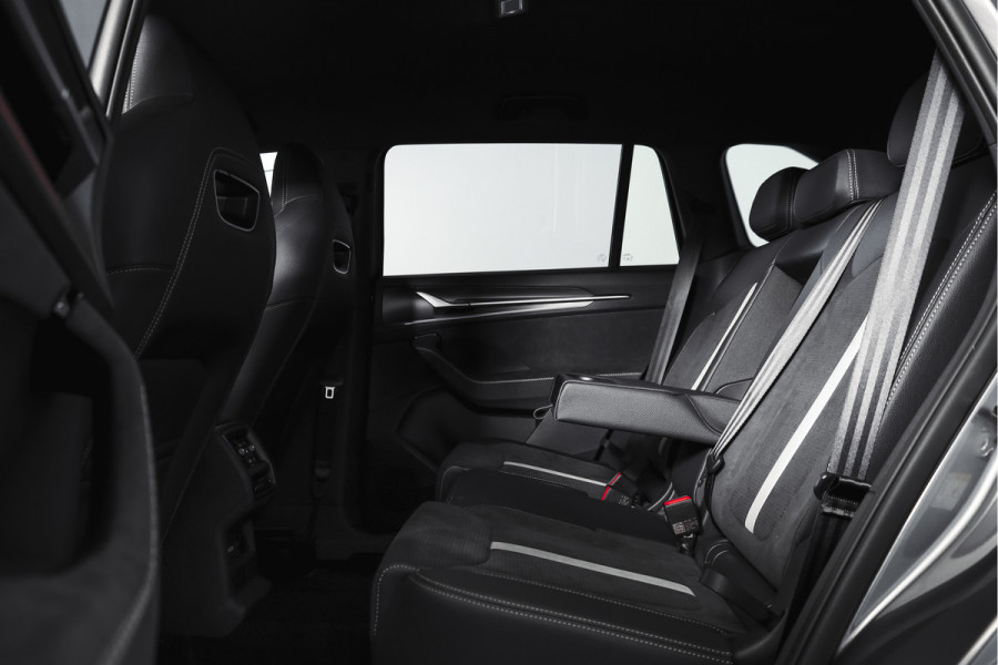 Škoda Kodiaq 1.5 TSI 204 PK PHEV Sportline Business | DCC+ | Elek. Trekhaak | Dig. Cockpit | Adapt Cruise | Memory | Winterpakket | Camera | NAV + App. Connect | ECC | DAB | Elek. Klep | LM 20" | 2947