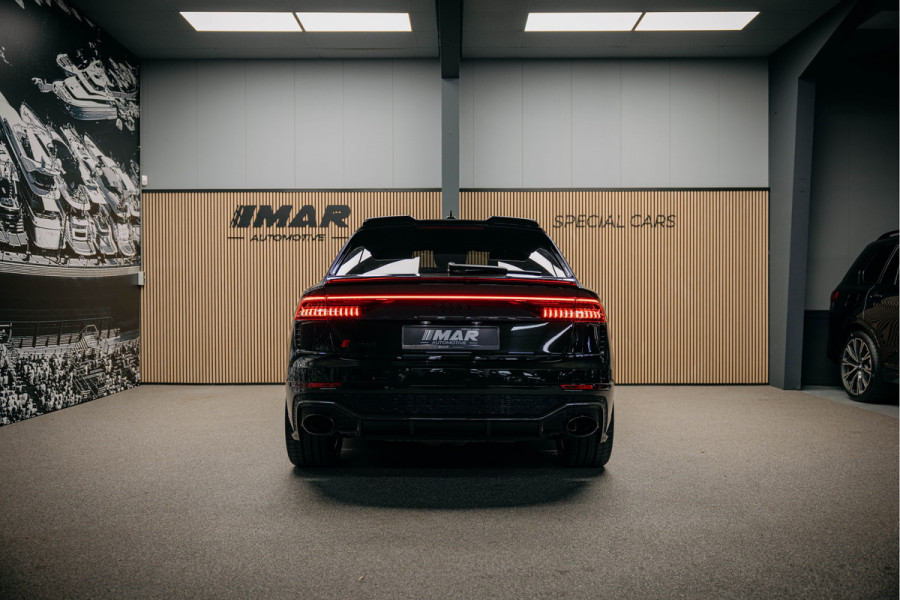 Audi RSQ8 4.0 TFSI RS Q8 quattro RSQ8 Urban!! Vossen HF5 24 inch, Akra, Full PPF Audi exclusief kleur Audi RSQ8 4.0 TFSI RS Q8 quattro RSQ8 Urban!! Vossen HF5 24 inch, Akra, Full PPF Audi exclusief kleur