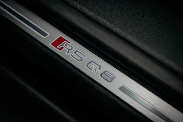 Audi RSQ8 4.0 TFSI RS Q8 quattro RSQ8 Urban!! Vossen HF5 24 inch, Akra, Full PPF Audi exclusief kleur Audi RSQ8 4.0 TFSI RS Q8 quattro RSQ8 Urban!! Vossen HF5 24 inch, Akra, Full PPF Audi exclusief kleur