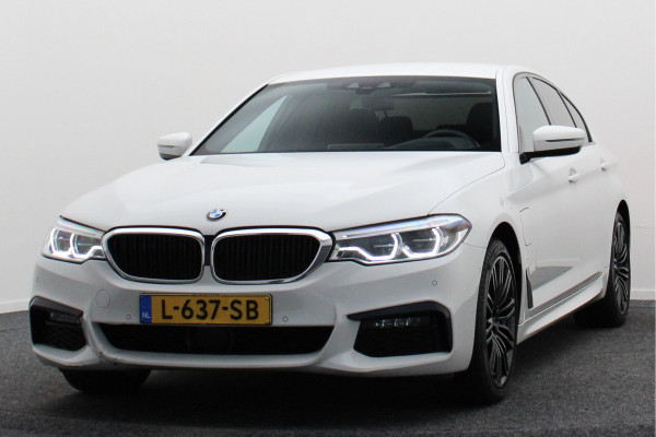 BMW 5 Serie 530e iPerformance High Executive M Sport Softclose, Camera, H&K, Head-Up, Apple Carplay, Trekhaak, Keyless