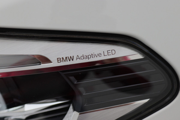 BMW 5 Serie 530e iPerformance High Executive M Sport Softclose, Camera, H&K, Head-Up, Apple Carplay, Trekhaak, Keyless