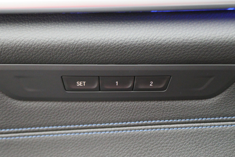 BMW 5 Serie 530e iPerformance High Executive M Sport Softclose, Camera, H&K, Head-Up, Apple Carplay, Trekhaak, Keyless