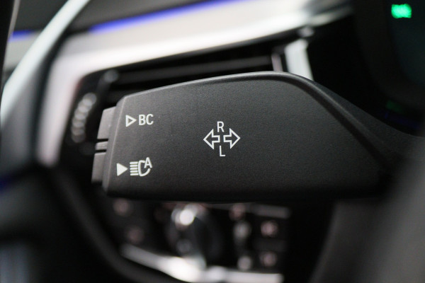 BMW 5 Serie 530e iPerformance High Executive M Sport Softclose, Camera, H&K, Head-Up, Apple Carplay, Trekhaak, Keyless