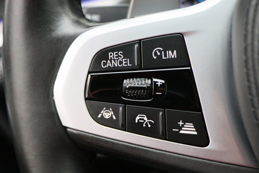 BMW 5 Serie 530e iPerformance High Executive M Sport Softclose, Camera, H&K, Head-Up, Apple Carplay, Trekhaak, Keyless