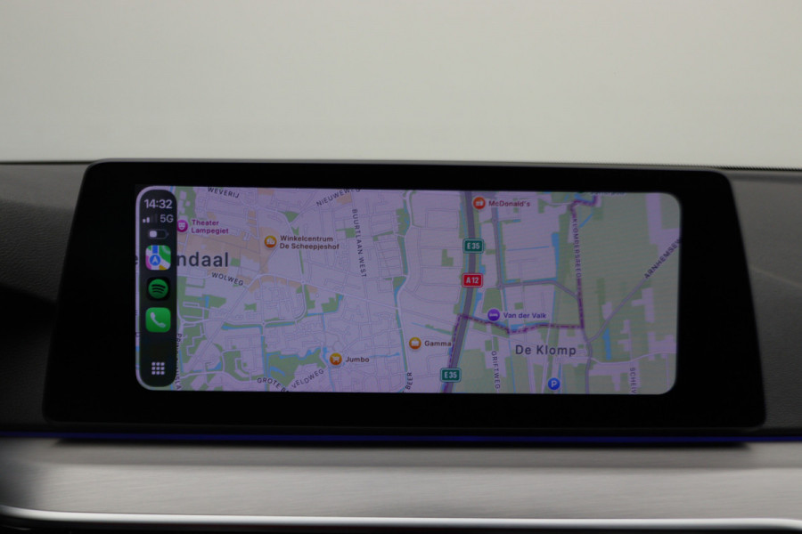 BMW 5 Serie 530e iPerformance High Executive M Sport Softclose, Camera, H&K, Head-Up, Apple Carplay, Trekhaak, Keyless