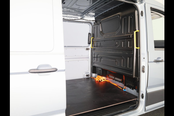 Volkswagen Crafter Trendline L3 2.0 TDI EU6 140 pk GVW 3.0T Zijschuifdeur links en rechts, Camera achter!!
