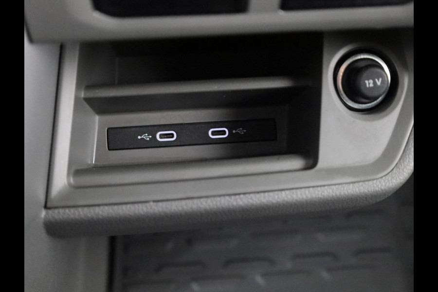 Volkswagen Crafter Trendline L3 2.0 TDI EU6 140 pk GVW 3.0T Zijschuifdeur links en rechts, Camera achter!!