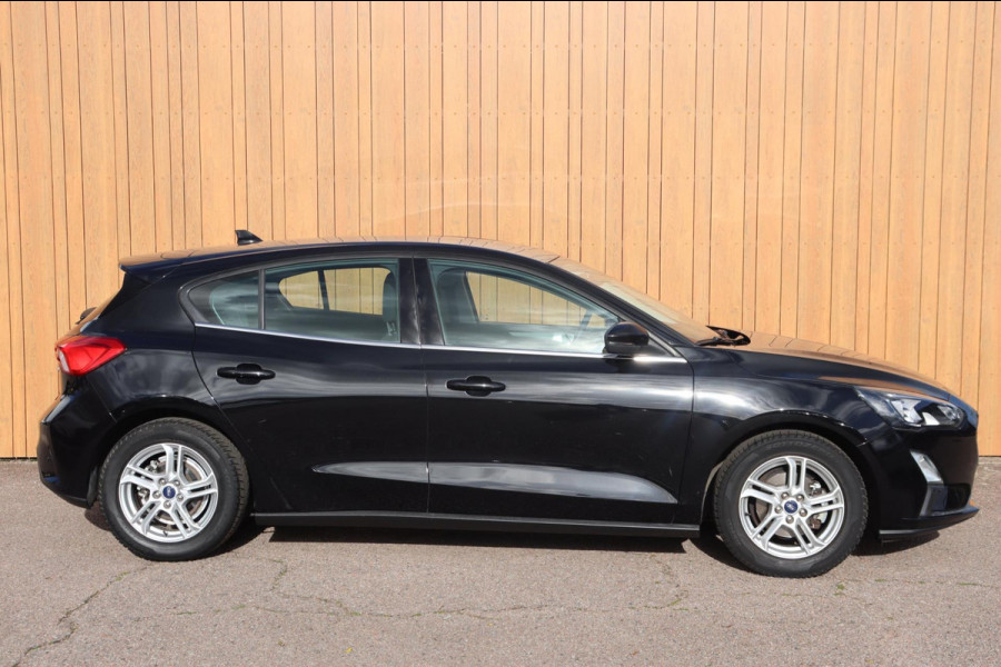 Ford Focus 1.0 EcoBoost Hybrid Trend Edition Business org.NL camera Ford Focus 1.0 EcoBoost Hybrid Trend Edition Business org.NL camera