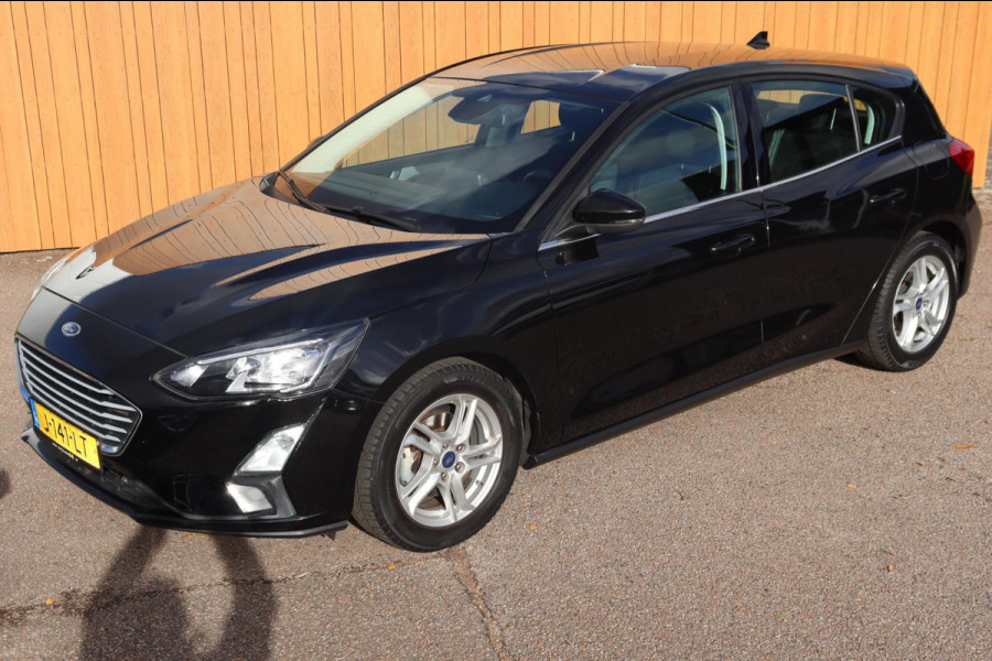 Ford Focus 1.0 EcoBoost Hybrid Trend Edition Business org.NL camera Ford Focus 1.0 EcoBoost Hybrid Trend Edition Business org.NL camera