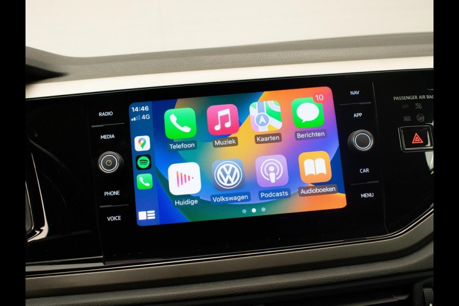 Volkswagen Polo 1.0 TSI Comfortline Sport (APPLE CARPLAY,NAVI,LED,CRUISE,CLIMATE,DAB,SPOILER,SPORTSTOELEN,LM VELGEN,NETTE STAAT)