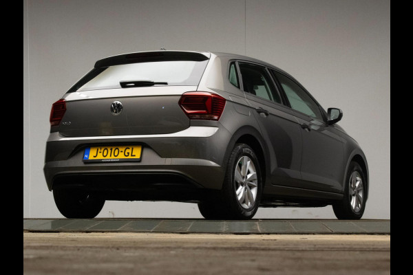 Volkswagen Polo 1.0 TSI Comfortline Sport (APPLE CARPLAY,NAVI,LED,CRUISE,CLIMATE,DAB,SPOILER,SPORTSTOELEN,LM VELGEN,NETTE STAAT)