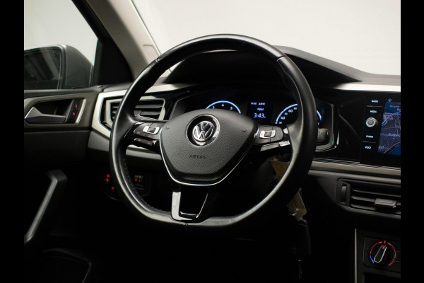 Volkswagen Polo 1.0 TSI Comfortline Sport (APPLE CARPLAY,NAVI,LED,CRUISE,CLIMATE,DAB,SPOILER,SPORTSTOELEN,LM VELGEN,NETTE STAAT)
