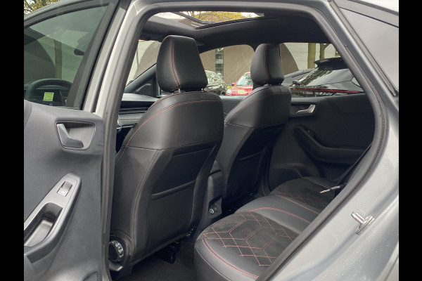Ford Puma ST-line X 155pk BOMVOL!!| WINTERPACK VERW. VOORRUIT | ELEK. PANORAMDAK| B&O | ELEK. ACHTERKLEP| 360 CAM| STOEL + STUUR VERW. | Ford Puma ST-line X 155pk BOMVOL!!| WINTERPACK VERW. VOORRUIT | ELEK. PANORAMDAK| B&O | ELEK. ACHTERKLEP| 360 CAM| STOEL + STUUR VERW. |