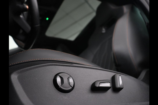 CUPRA Leon 2.0 TSI | 300pk | Panoramadak | Leder | Stoelverwarming | Carplay | Camera | Adaptive cruise | Navigatie | 19'' | Sfeerverlichting | Memory | Keyless | Sportstoelen