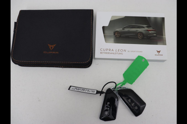 CUPRA Leon 2.0 TSI | 300pk | Panoramadak | Leder | Stoelverwarming | Carplay | Camera | Adaptive cruise | Navigatie | 19'' | Sfeerverlichting | Memory | Keyless | Sportstoelen