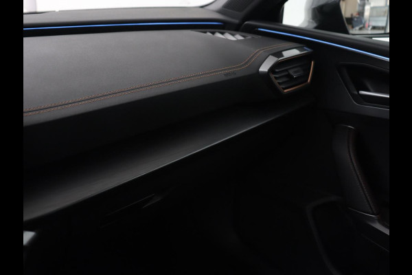 CUPRA Leon 2.0 TSI | 300pk | Panoramadak | Leder | Stoelverwarming | Carplay | Camera | Adaptive cruise | Navigatie | 19'' | Sfeerverlichting | Memory | Keyless | Sportstoelen