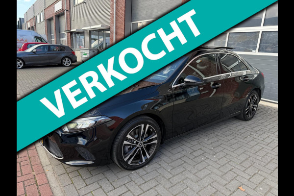 Mercedes-Benz A250e Limo Widescreen LED Pano Sfeer Carplay