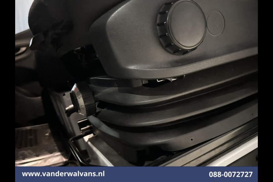 Mercedes-Benz Sprinter 317 CDI 170pk 3500kg Trekhaak L3H2 Euro6 Airco | Camera | Apple Carplay | Cruisecontrol Chauffeursstoel, Stoelverwarming, Bijrijdersbank, Android auto Mercedes-Benz Sprinter 317 CDI 170pk 3500kg Trekhaak L3H2 Euro6 Airco | Camera | Apple Carplay | Cruisecontrol Chauffeursstoel, Stoelverwarming, Bijrijdersbank, Android auto