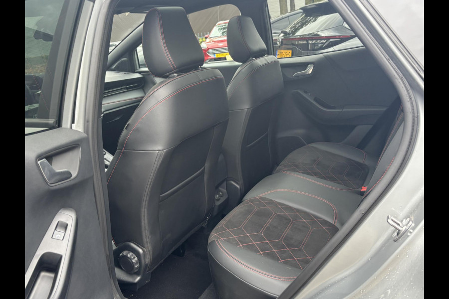 Ford Puma ST-line X 155PK BOMVOL!!| WINTERPACK VERW. VOORRUIT | ELEK. PANORAMDAK| B&O | ELEK. ACHTERKLEP| 360 CAM| STOEL + STUUR VERW. | Ford Puma ST-line X 155PK BOMVOL!!| WINTERPACK VERW. VOORRUIT | ELEK. PANORAMDAK| B&O | ELEK. ACHTERKLEP| 360 CAM| STOEL + STUUR VERW. |