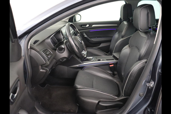 Renault Mégane 1.3 TCe Bose | Automaat | Trekhaak | Camera | Carplay | Navigatie | Park Assist | Climate control | BOSE Sound | Keyless | Half leder | Cruise control | Dodehoek detectie Renault Mégane 1.3 TCe Bose | Automaat | Trekhaak | Camera | Carplay | Navigatie | Park Assist | Climate control | BOSE Sound | Keyless | Half leder | Cruise control | Dodehoek detectie