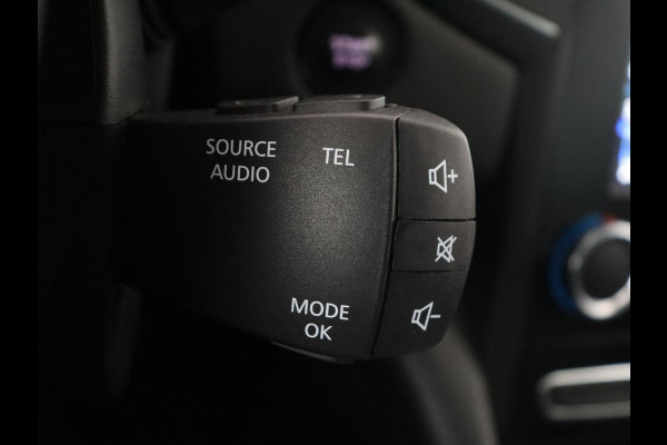 Renault Mégane 1.3 TCe Bose | Automaat | Trekhaak | Camera | Carplay | Navigatie | Park Assist | Climate control | BOSE Sound | Keyless | Half leder | Cruise control | Dodehoek detectie Renault Mégane 1.3 TCe Bose | Automaat | Trekhaak | Camera | Carplay | Navigatie | Park Assist | Climate control | BOSE Sound | Keyless | Half leder | Cruise control | Dodehoek detectie