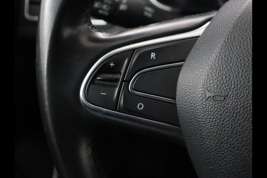 Renault Mégane 1.3 TCe Bose | Automaat | Trekhaak | Camera | Carplay | Navigatie | Park Assist | Climate control | BOSE Sound | Keyless | Half leder | Cruise control | Dodehoek detectie Renault Mégane 1.3 TCe Bose | Automaat | Trekhaak | Camera | Carplay | Navigatie | Park Assist | Climate control | BOSE Sound | Keyless | Half leder | Cruise control | Dodehoek detectie