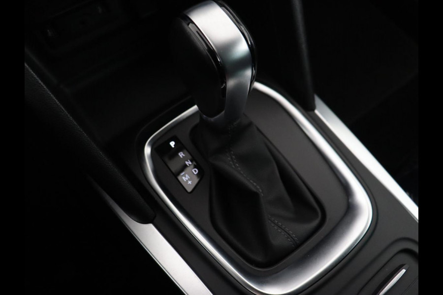 Renault Mégane 1.3 TCe Bose | Automaat | Trekhaak | Camera | Carplay | Navigatie | Park Assist | Climate control | BOSE Sound | Keyless | Half leder | Cruise control | Dodehoek detectie Renault Mégane 1.3 TCe Bose | Automaat | Trekhaak | Camera | Carplay | Navigatie | Park Assist | Climate control | BOSE Sound | Keyless | Half leder | Cruise control | Dodehoek detectie