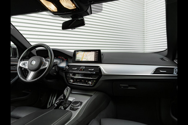 BMW 5 Serie 520i M-Sport - Comfortzetels - Camera - Hifi - Adaptief LED BMW 5 Serie 520i M-Sport - Comfortzetels - Camera - Hifi - Adaptief LED