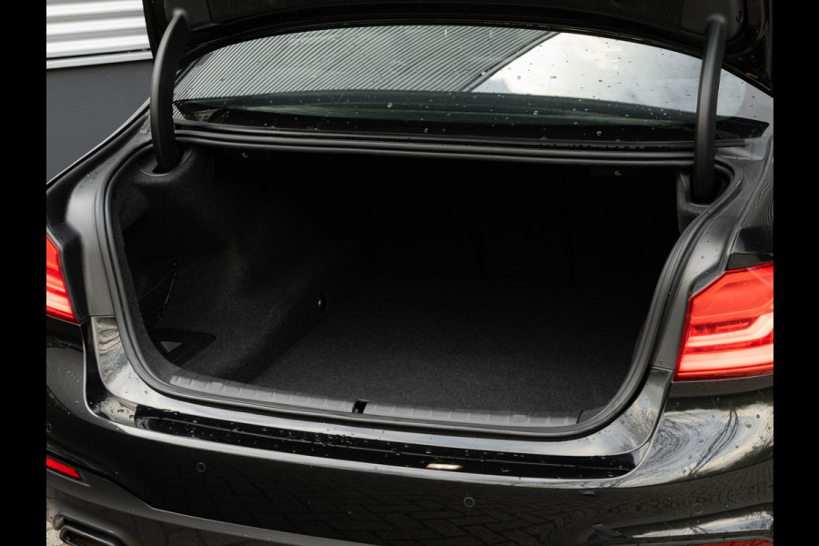 BMW 5 Serie 520i M-Sport - Comfortzetels - Camera - Hifi - Adaptief LED BMW 5 Serie 520i M-Sport - Comfortzetels - Camera - Hifi - Adaptief LED