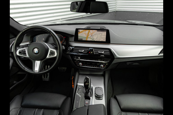BMW 5 Serie 520i M-Sport - Comfortzetels - Camera - Hifi - Adaptief LED BMW 5 Serie 520i M-Sport - Comfortzetels - Camera - Hifi - Adaptief LED