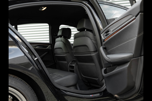 BMW 5 Serie 520i M-Sport - Comfortzetels - Camera - Hifi - Adaptief LED BMW 5 Serie 520i M-Sport - Comfortzetels - Camera - Hifi - Adaptief LED