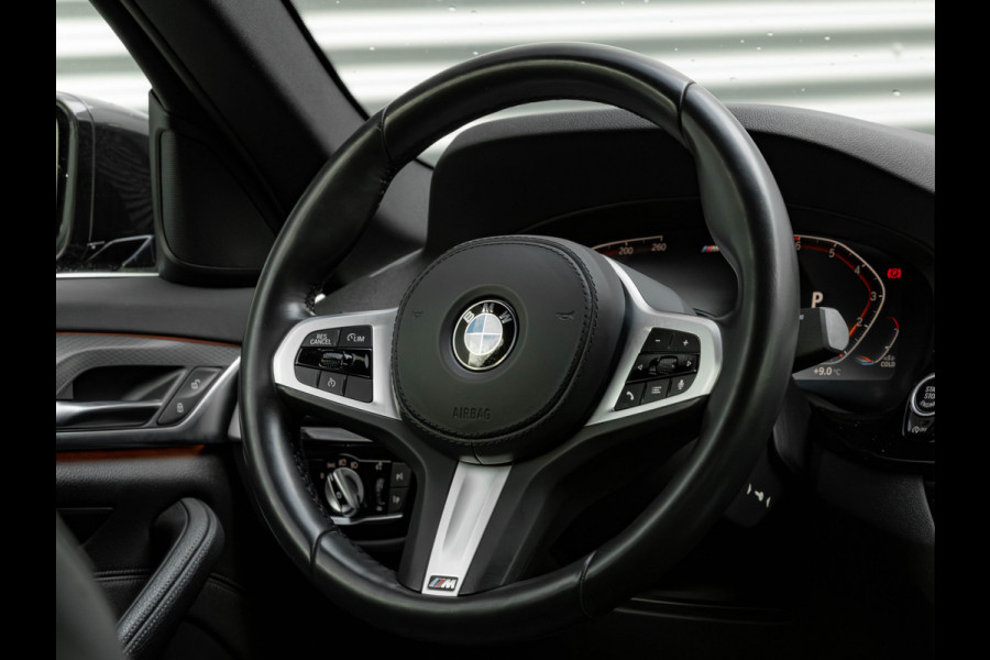 BMW 5 Serie 520i M-Sport - Comfortzetels - Camera - Hifi - Adaptief LED BMW 5 Serie 520i M-Sport - Comfortzetels - Camera - Hifi - Adaptief LED