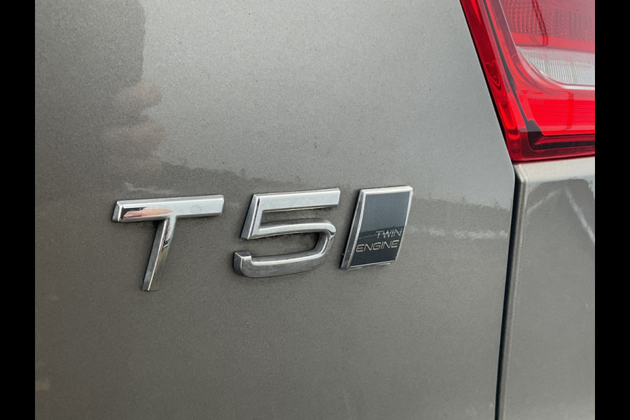 Volvo XC40 1.5 T5 262pk PHEV Twin Engine Inscription Leer Stoel/Stuurverw Carplay Led Voll.Onderhouden!