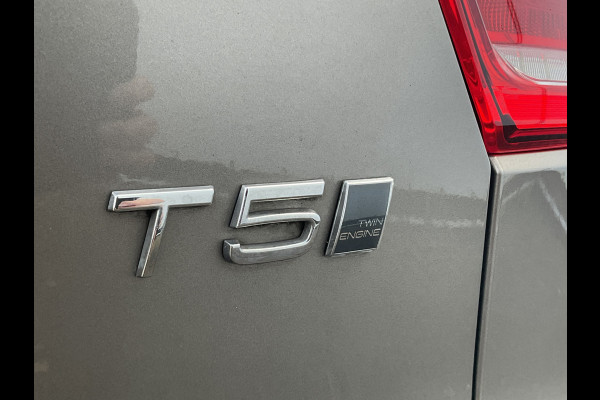 Volvo XC40 1.5 T5 262pk PHEV Twin Engine Inscription Leer Stoel/Stuurverw Carplay Led Voll.Onderhouden!