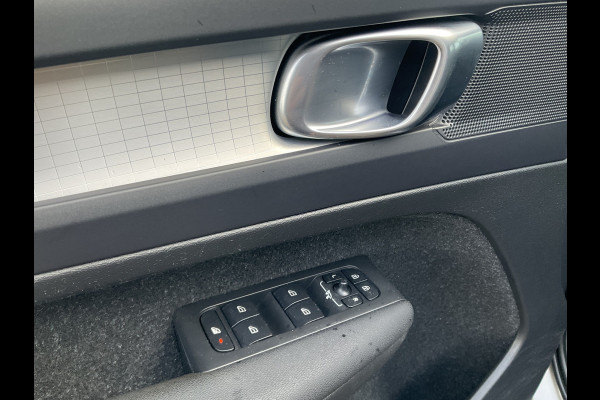 Volvo XC40 1.5 T5 262pk PHEV Twin Engine Inscription Leer Stoel/Stuurverw Carplay Led Voll.Onderhouden!