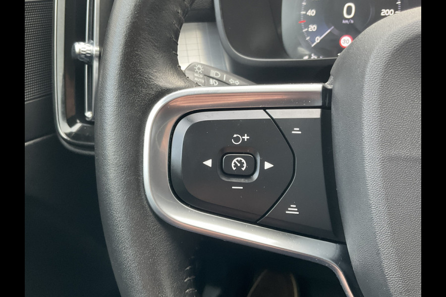 Volvo XC40 1.5 T5 262pk PHEV Twin Engine Inscription Leer Stoel/Stuurverw Carplay Led Voll.Onderhouden!