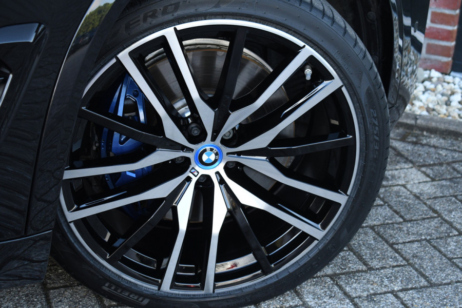 BMW X5 xDrive50e M-Sport Pro Pano Comf-zetels H/K HUD 360 22-inch BTW-auto BMW X5 xDrive50e M-Sport Pro Pano Comf-zetels H/K HUD 360 22-inch BTW-auto