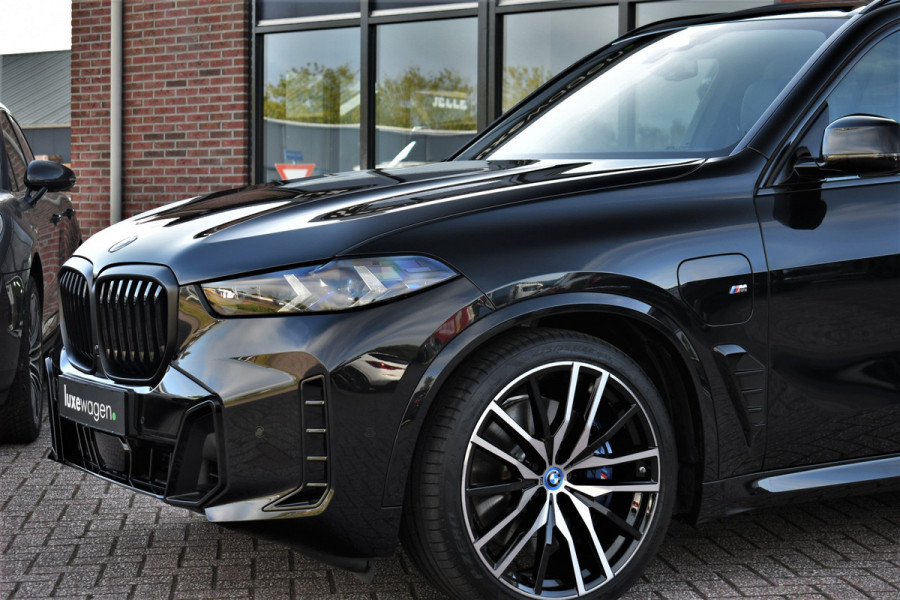 BMW X5 xDrive50e M-Sport Pro Pano Comf-zetels H/K HUD 360 22-inch BTW-auto BMW X5 xDrive50e M-Sport Pro Pano Comf-zetels H/K HUD 360 22-inch BTW-auto