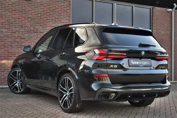 BMW X5 xDrive50e M-Sport Pro Pano Comf-zetels H/K HUD 360 22-inch BTW-auto BMW X5 xDrive50e M-Sport Pro Pano Comf-zetels H/K HUD 360 22-inch BTW-auto