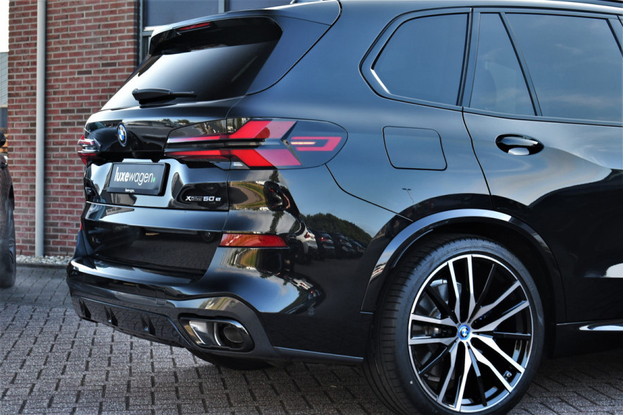 BMW X5 xDrive50e M-Sport Pro Pano Comf-zetels H/K HUD 360 22-inch BTW-auto BMW X5 xDrive50e M-Sport Pro Pano Comf-zetels H/K HUD 360 22-inch BTW-auto