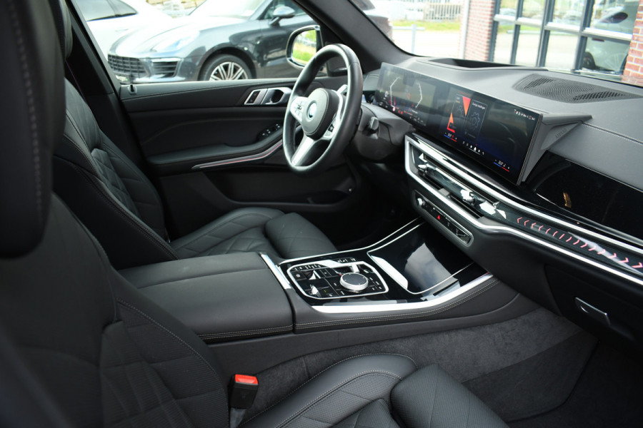 BMW X5 xDrive50e M-Sport Pro Pano Comf-zetels H/K HUD 360 22-inch BTW-auto BMW X5 xDrive50e M-Sport Pro Pano Comf-zetels H/K HUD 360 22-inch BTW-auto