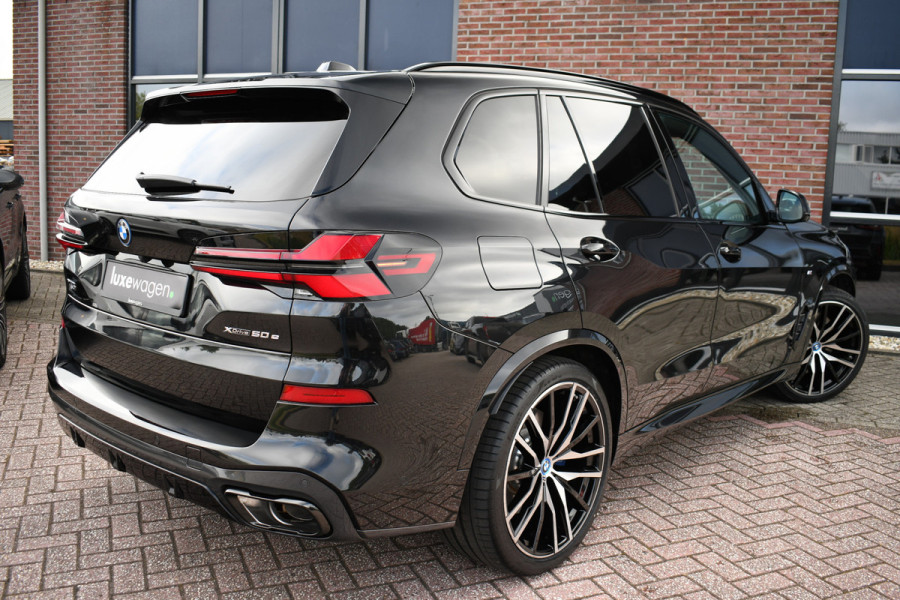 BMW X5 xDrive50e M-Sport Pro Pano Comf-zetels H/K HUD 360 22-inch BTW-auto BMW X5 xDrive50e M-Sport Pro Pano Comf-zetels H/K HUD 360 22-inch BTW-auto