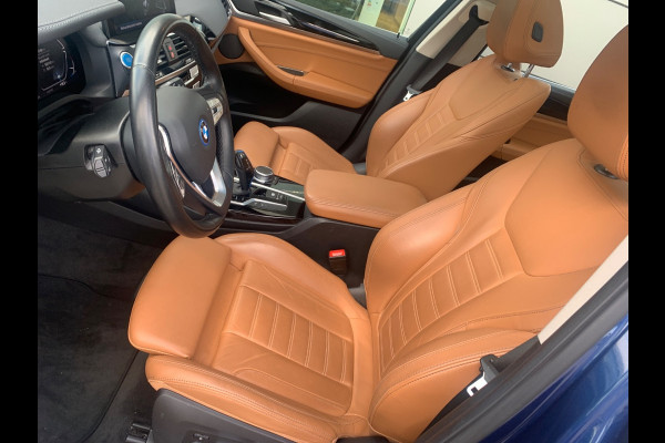 BMW iX3 Executive 80 kWh / Panoramadak / Camera / Head-up / 20'' / Leder / Harman Kardon / Navigatie / Memory seats / Dodehoek / DAB / Stoelverwarming / Cruise Control Adaptief BMW iX3 Executive 80 kWh / Panoramadak / Camera / Head-up / 20'' / Leder / Harman Kardon / Navigatie / Memory seats / Dodehoek / DAB / Stoelverwarming / Cruise Control Adaptief