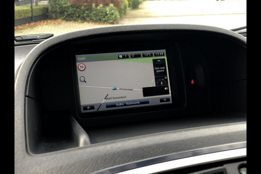 Renault Kangoo Family 1.2 TCe | Android Auto, Navi, Airco, PDC, Radio | Netjes onderhouden | Renault Kangoo Family 1.2 TCe | Android Auto, Navi, Airco, PDC, Radio | Netjes onderhouden |