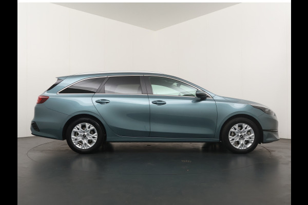 Kia Ceed Sportswagon 1.5 T-GDi DynamicPlusLine - Navigatie - Stoel/Stuur Verwarming - Dodehoek Detectie - LED Koplampen - Fabrieksgarantie tot 2031