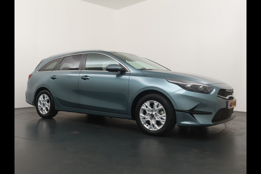 Kia Ceed Sportswagon 1.5 T-GDi DynamicPlusLine - Navigatie - Stoel/Stuur Verwarming - Dodehoek Detectie - LED Koplampen - Fabrieksgarantie tot 2031