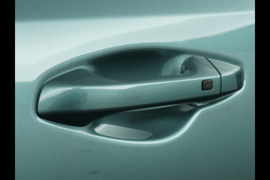 Kia Ceed Sportswagon 1.5 T-GDi DynamicPlusLine - Navigatie - Stoel/Stuur Verwarming - Dodehoek Detectie - LED Koplampen - Fabrieksgarantie tot 2031